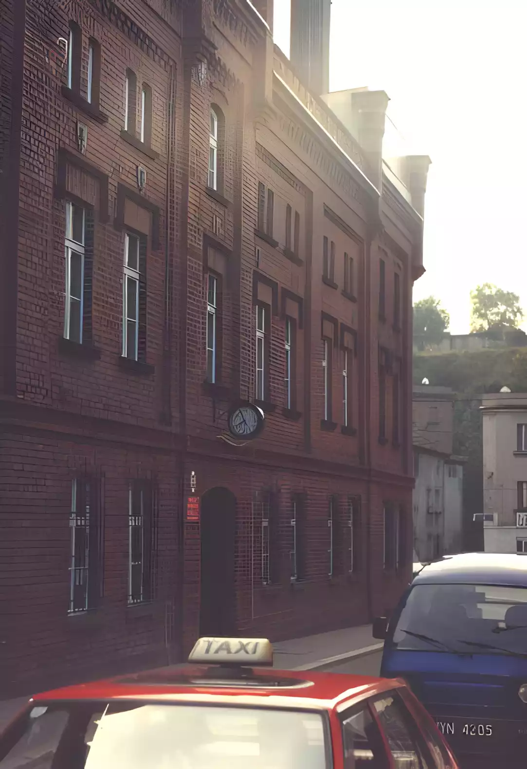 Budynek biblioteki - powiększenie